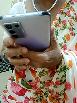 Snapshot of tami_lavanya chatting on November 2025 06:29:02 PM tami lavanya online show from November 2025 06:29:02 PM