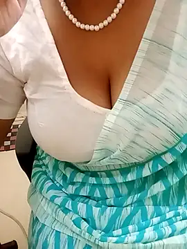 Snapshot of tami_lavanya chatting on December 2025 01:42:01 PM tami lavanya online show from December 2025 01:42:01 PM