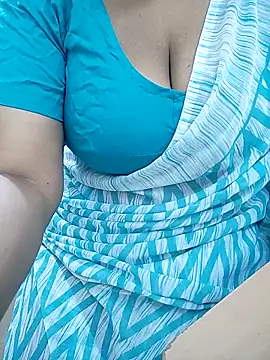 Snapshot of tami_lavanya chatting on December 2025 07:35:01 AM tami lavanya online show from December 2025 07:35:01 AM