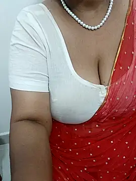 Snapshot of tami_lavanya chatting on March 2026 04:07:02 AM tami lavanya online show from March 2026 04:07:02 AM
