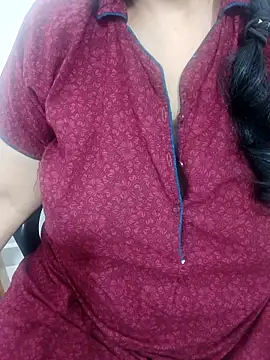 Snapshot of tami_lavanya chatting on April 2026 04:26:02 PM tami lavanya online show from April 2026 04:26:02 PM