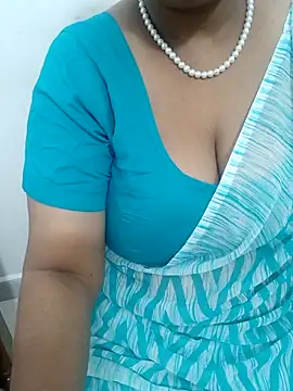 Snapshot of tami_lavanya chatting on April 2026 01:28:02 PM tami lavanya online show from April 2026 01:28:02 PM