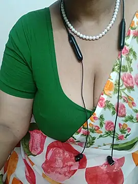 Snapshot of tami_lavanya chatting on May 2026 08:54:01 AM tami lavanya online show from May 2026 08:54:01 AM