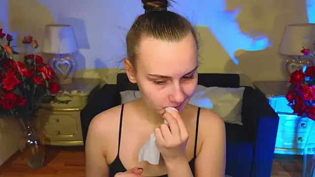 Snapshot of Kelly_Cartier chatting on November 2025 11:58:01 AM Kelly Cartier online show from November 2025 11:58:01 AM