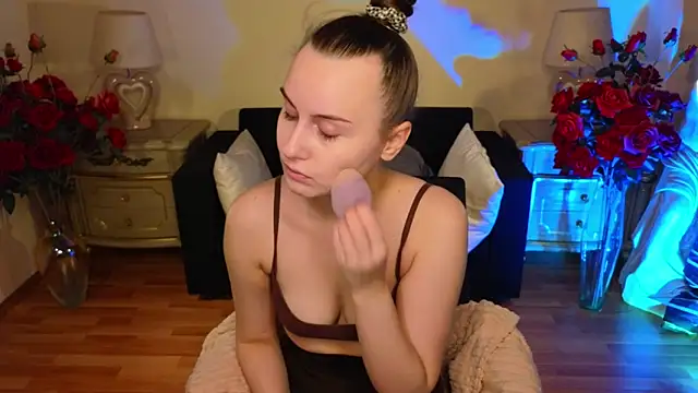 Snapshot of Kelly_Cartier chatting on December 2025 12:14:02 PM Kelly Cartier online show from December 2025 12:14:02 PM