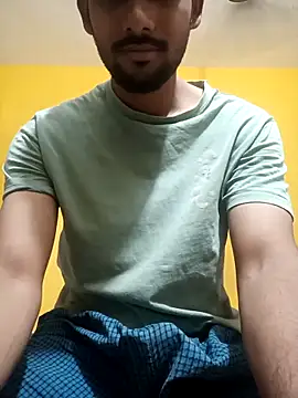 Snapshot of mayur_raaje chatting on April 2026 03:05:01 PM mayur raaje online show from April 2026 03:05:01 PM