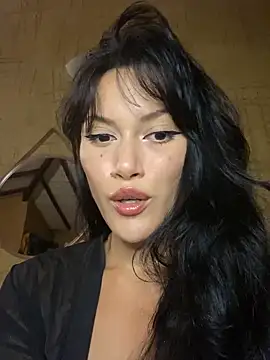 jepetitoiseau online show from October 2025 09:35:01 PM