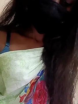 Snapshot of kavya-telugu84 chatting on September 2025 10:59:02 PM kavya-telugu84 online show from September 2025 10:59:02 PM