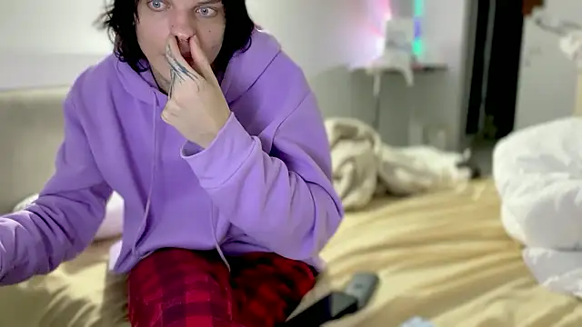 j justin online show from January 2026 10:02:02 PM