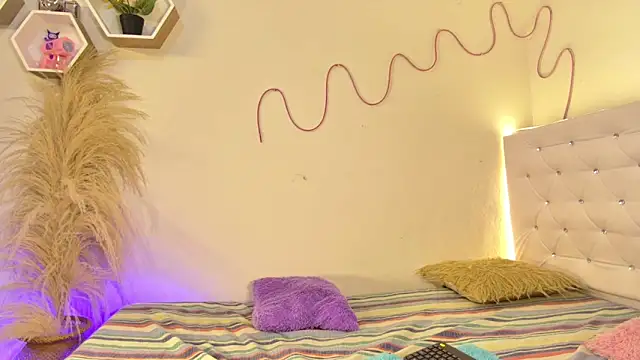 tatixxxvega online show from October 2025 01:24:02 PM