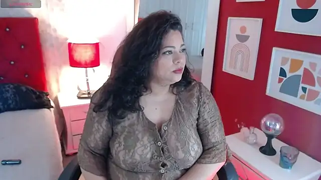 merly chica online show from November 2025 01:00:01 PM