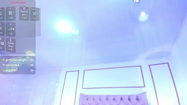 Snapshot of Leilani- chatting on September 2025 12:41:01 PM Leilani- online show from September 2025 12:41:01 PM