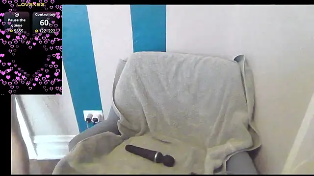 Snapshot of Magical_Milf_MelissaXX chatting on October 2025 02:36:01 PM Magical Milf MelissaXX online show from October 2025 02:36:01 PM