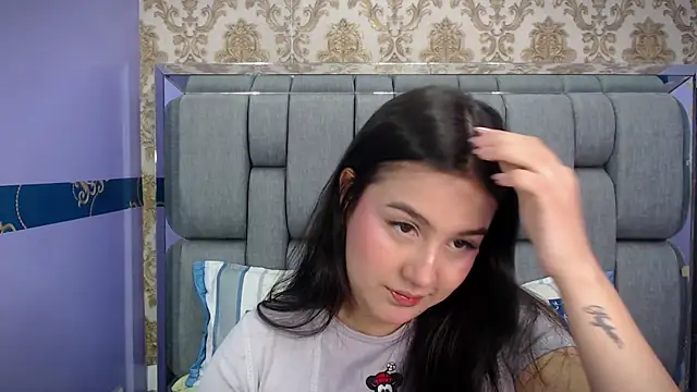 ValentinaMillers  online show from October 2025 09:48:02 AM