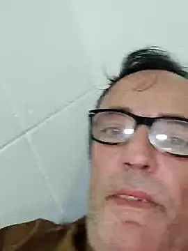 Snapshot of Txacas chatting on September 2025 12:12:02 AM Txacas online show from September 2025 12:12:02 AM