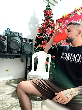 giannis090 online show from December 2025 08:48:01 PM