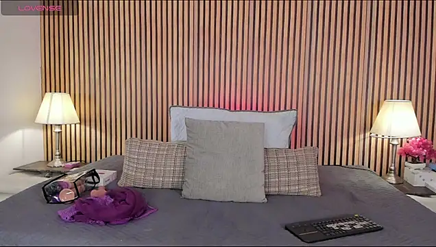 keeyla stone online show from March 2026 09:04:02 PM