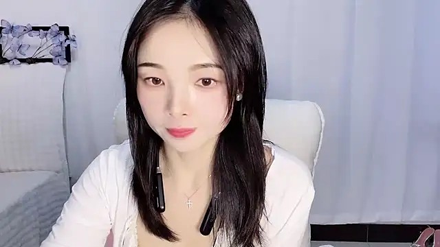 Snapshot of Tangbao-Baby chatting on October 2025 12:34:02 PM Tangbao-Baby online show from October 2025 12:34:02 PM