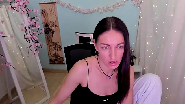 Snapshot of Aurora_Loveu chatting on April 2026 07:58:02 PM Aurora Loveu online show from April 2026 07:58:02 PM