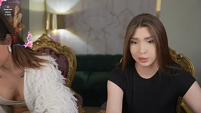 Snapshot of Luna_secretgirl chatting on April 2026 08:37:02 AM Luna secretgirl online show from April 2026 08:37:02 AM