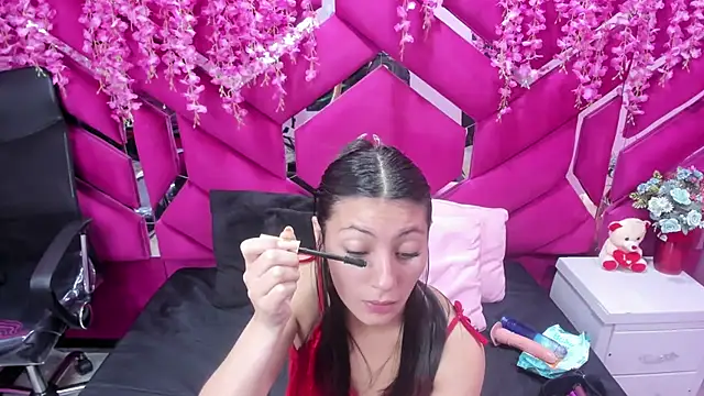 Snapshot of _Luna_Bennett chatting on February 2026 12:42:02 PM Luna Bennett online show from February 2026 12:42:02 PM