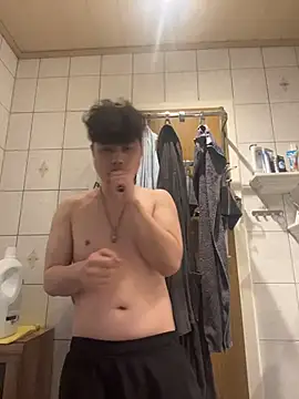 Kingpowerlittel online show from March 2026 05:19:01 PM