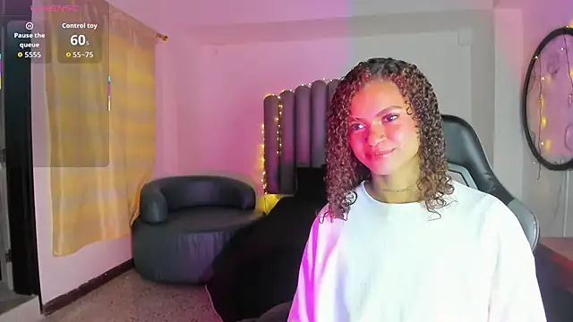 Snapshot of chubby_sexy_ chatting on November 2025 12:30:01 PM chubby sexy online show from November 2025 12:30:01 PM