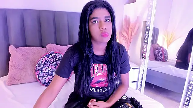 KendraChavez  online show from November 2025 10:37:02 PM