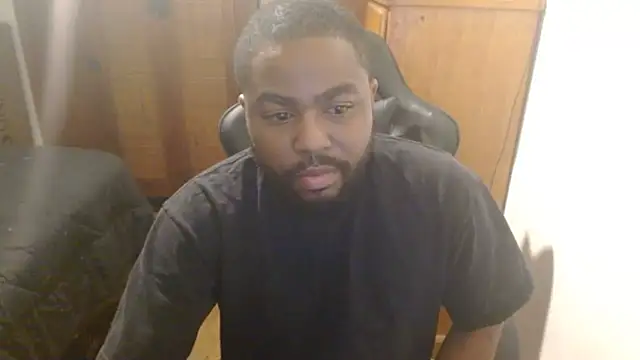 Snapshot of Breadwinnah chatting on September 2025 02:48:02 AM Breadwinnah online show from September 2025 02:48:02 AM