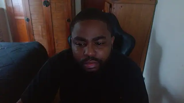 Snapshot of Breadwinnah chatting on September 2025 03:05:01 PM Breadwinnah online show from September 2025 03:05:01 PM