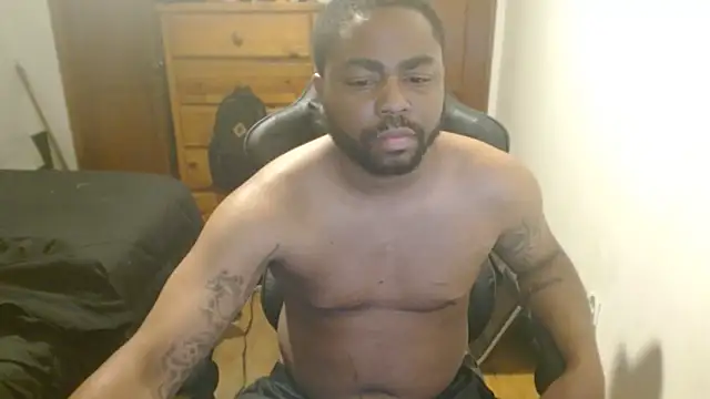 Snapshot of Breadwinnah chatting on October 2025 03:49:02 AM Breadwinnah online show from October 2025 03:49:02 AM