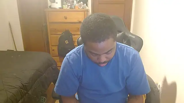 Snapshot of Breadwinnah chatting on October 2025 02:03:02 AM Breadwinnah online show from October 2025 02:03:02 AM