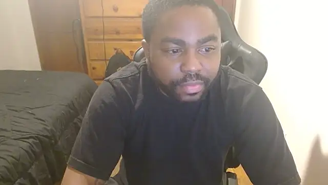 Snapshot of Breadwinnah chatting on October 2025 07:09:01 AM Breadwinnah online show from October 2025 07:09:01 AM