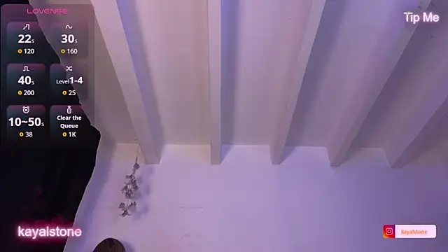 Snapshot of Kayalstone_12 chatting on March 2026 08:09:01 AM Kayalstone 12 online show from March 2026 08:09:01 AM