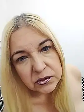 MarielaFerrer online show from December 2025 05:32:01 PM