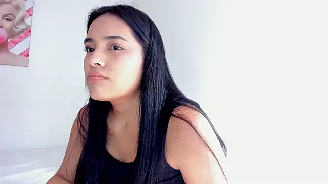 Snapshot of valeria_millers chatting on May 2026 02:21:02 PM valeria millers online show from May 2026 02:21:02 PM