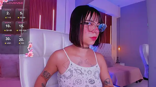 Snapshot of ZamabyCrucie chatting on April 2026 04:15:02 PM ZamabyCrucie online show from April 2026 04:15:02 PM