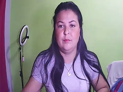 anapaulaa online show from November 2025 10:53:02 PM