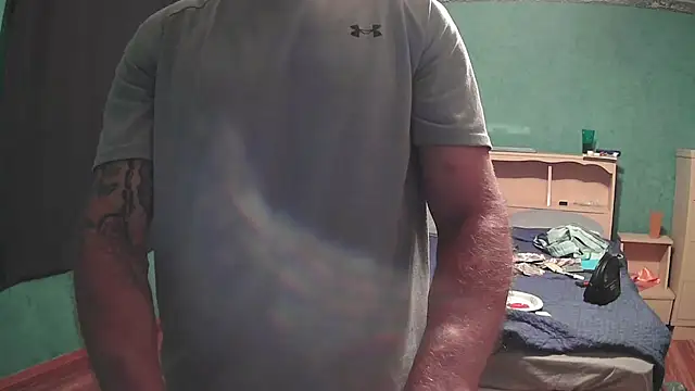 Snapshot of IsAparty chatting on October 2025 07:39:02 AM IsAparty online show from October 2025 07:39:02 AM