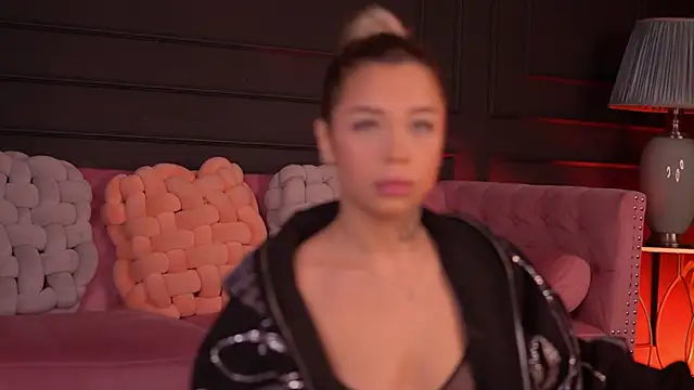 NickyBenz online show from December 2025 07:21:01 PM