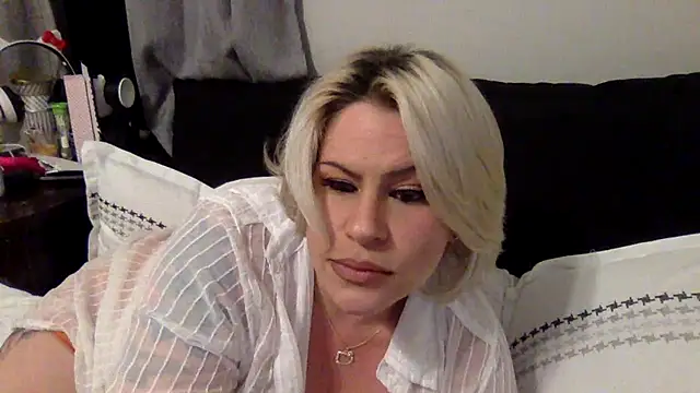 toomuchofafreak online show from February 2026 04:53:01 AM