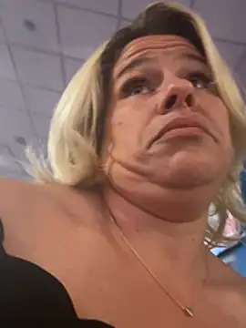 Snapshot of toomuchofafreak chatting on April 2026 11:55:01 AM toomuchofafreak online show from April 2026 11:55:01 AM