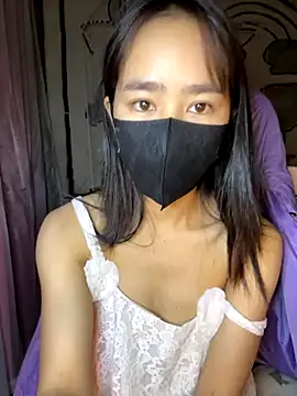 TiNa 04 online show from November 2025 11:51:01 PM