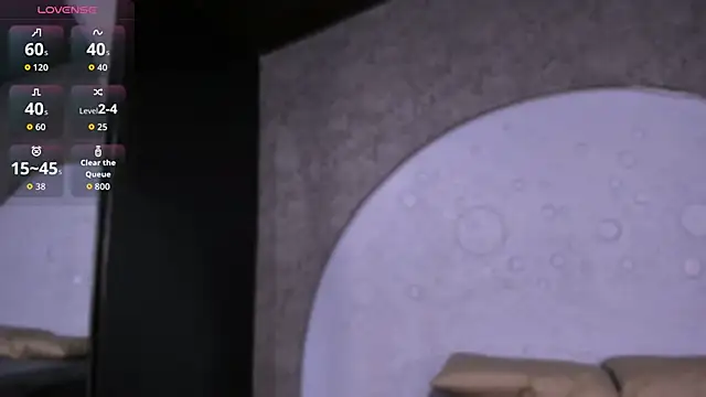 ReinaChloe online show from February 2026 04:03:02 PM