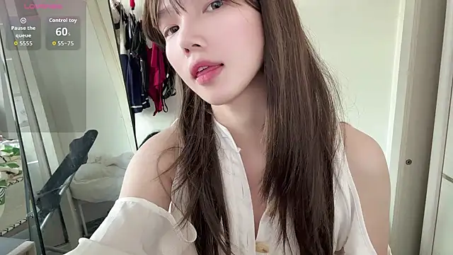 Yiyi-707 online show from September 2025 09:53:02 AM