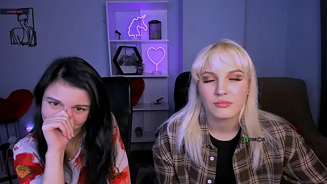 Snapshot of marta_smith chatting on November 2025 08:30:01 PM marta smith online show from November 2025 08:30:01 PM