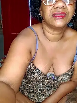 Snapshot of analgetica chatting on April 2026 11:04:02 AM analgetica online show from April 2026 11:04:02 AM