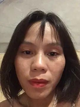 Snapshot of QuingLin chatting on September 2025 11:43:01 PM QuingLin online show from September 2025 11:43:01 PM