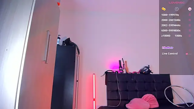 Snapshot of Almabysc chatting on September 2025 05:02:01 PM Almabysc online show from September 2025 05:02:01 PM