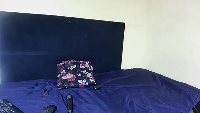 SweetTitties21 online show from April 2026 08:53:01 PM